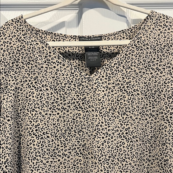 Chelsea & Theodore Black and Cream Speckled Blouse lagenlook, work or office. - Picture 2 of 13